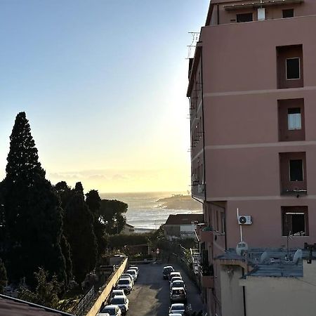 Suite A 1 Minuto Dalla Spiaggia A Piedi - San Remo Kültér fotó